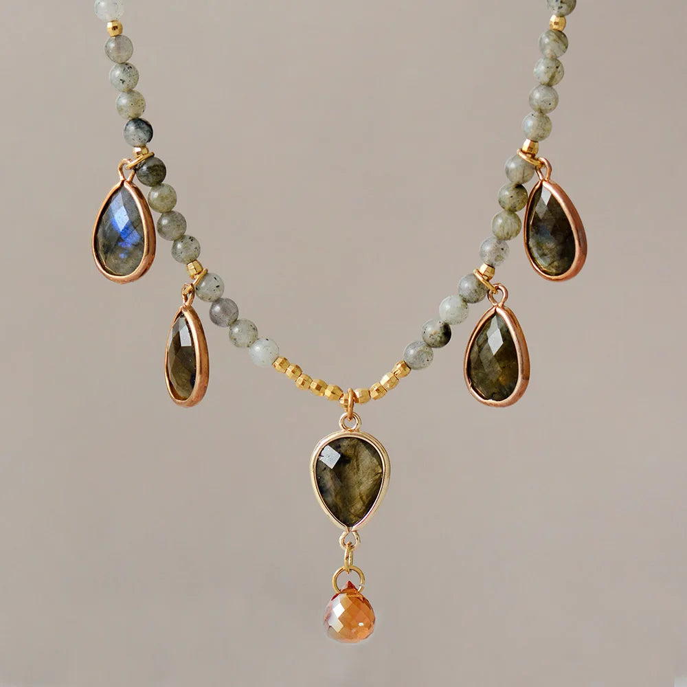 Collier Bohème en Labradorite et Cornaline
