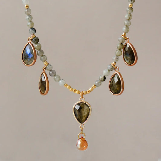 Collier Bohème en Labradorite et Cornaline