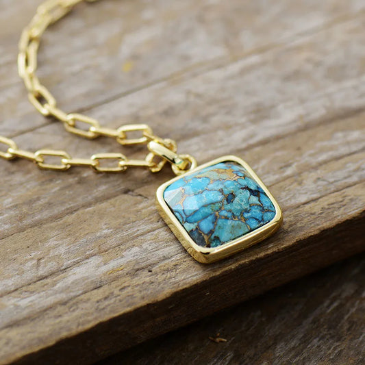 Collier Bohème en Turquoise Carrée