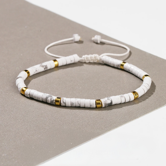 Bracelet Minimaliste en Turquoise Blanche