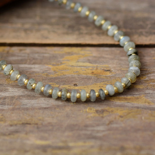 Collier minimaliste en pierre de Labradorite