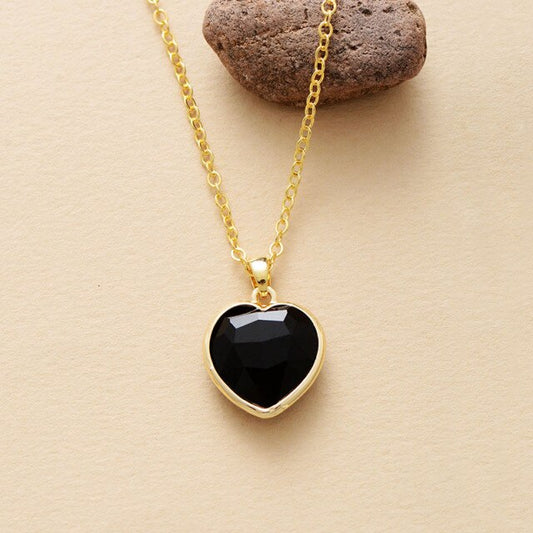 Collier Coeur en pierre naturelle d'Onyx